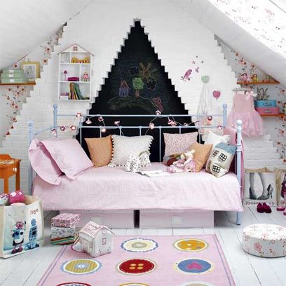 Room, Interior design, Green, Textile, Home, Wall, Pink, Purple, Interior design, Linens, 