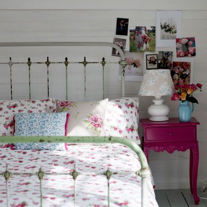 Room, Bed, Textile, Bedding, Pink, Furniture, Linens, Bedroom, Interior design, Wall, 