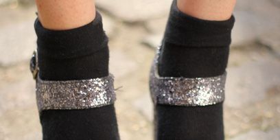 Joint, Costume accessory, Fashion, Sock, Close-up, Silver, Fashion design, Natural material, Ankle, Foot, 