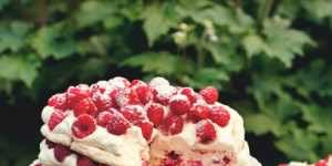 Raspberry And Hazelnut Meringue Cake Baking Recipes Raspberry And Hazelnut Meringue Cake Baking Recipes