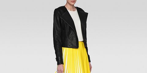 Clothing, Yellow, Sleeve, Collar, Shoulder, Textile, Bag, Outerwear, Style, Formal wear, 