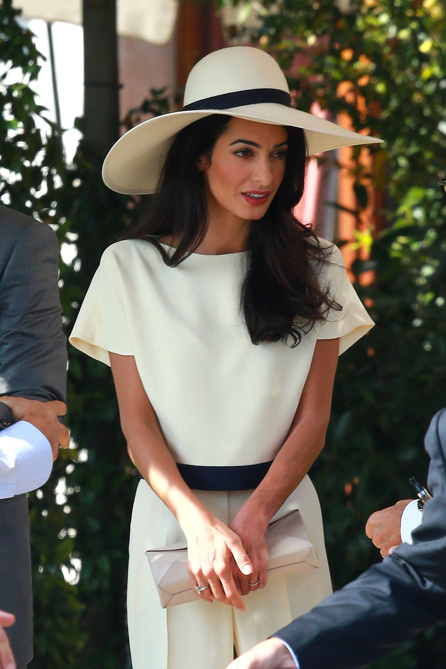 fashion floppy hat