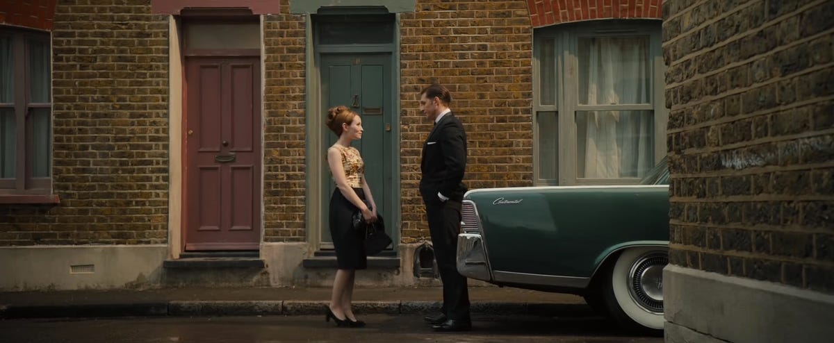 Legend Tom Hardy Review | What to see at the cinema