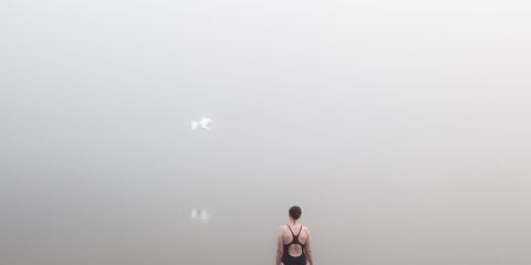 Standing, Atmospheric phenomenon, Human leg, Back, Mist, Haze, Grey, Fog, Calf, Walking, 