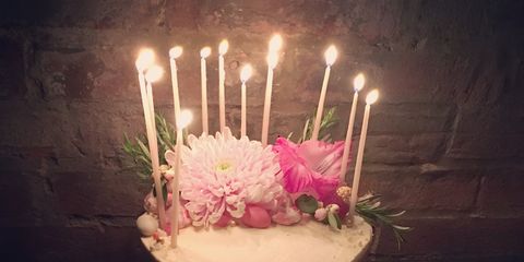 Lighting, Birthday candle, Sweetness, Ingredient, Candle, Dessert, Flame, Cake, Wax, Fire, 