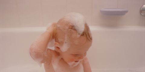 Bathing, Bathtub, Child, Skin, Head, Pink, Joint, Washing, Room, Baby bathing, 