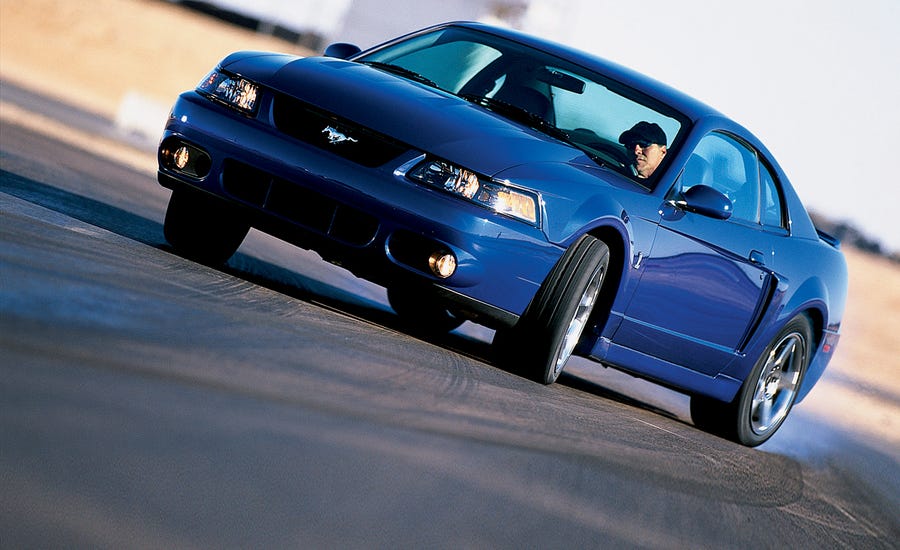 Mustang Cobra 2003