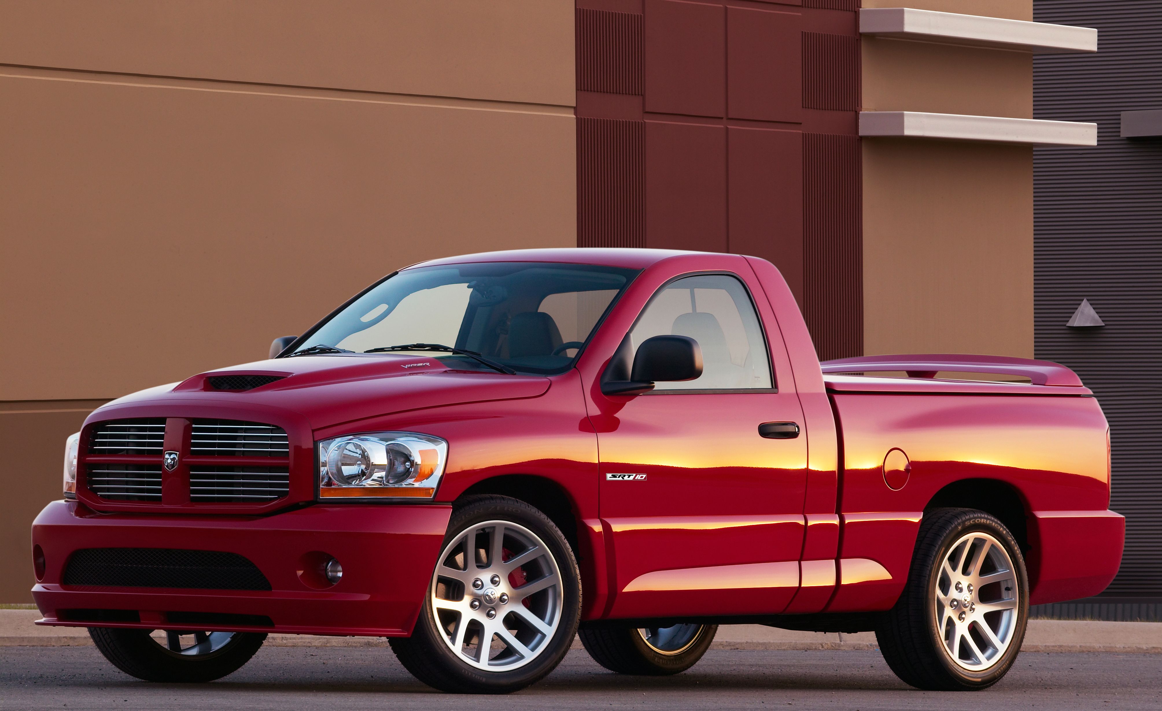  Dodge  Ram  SRT  10