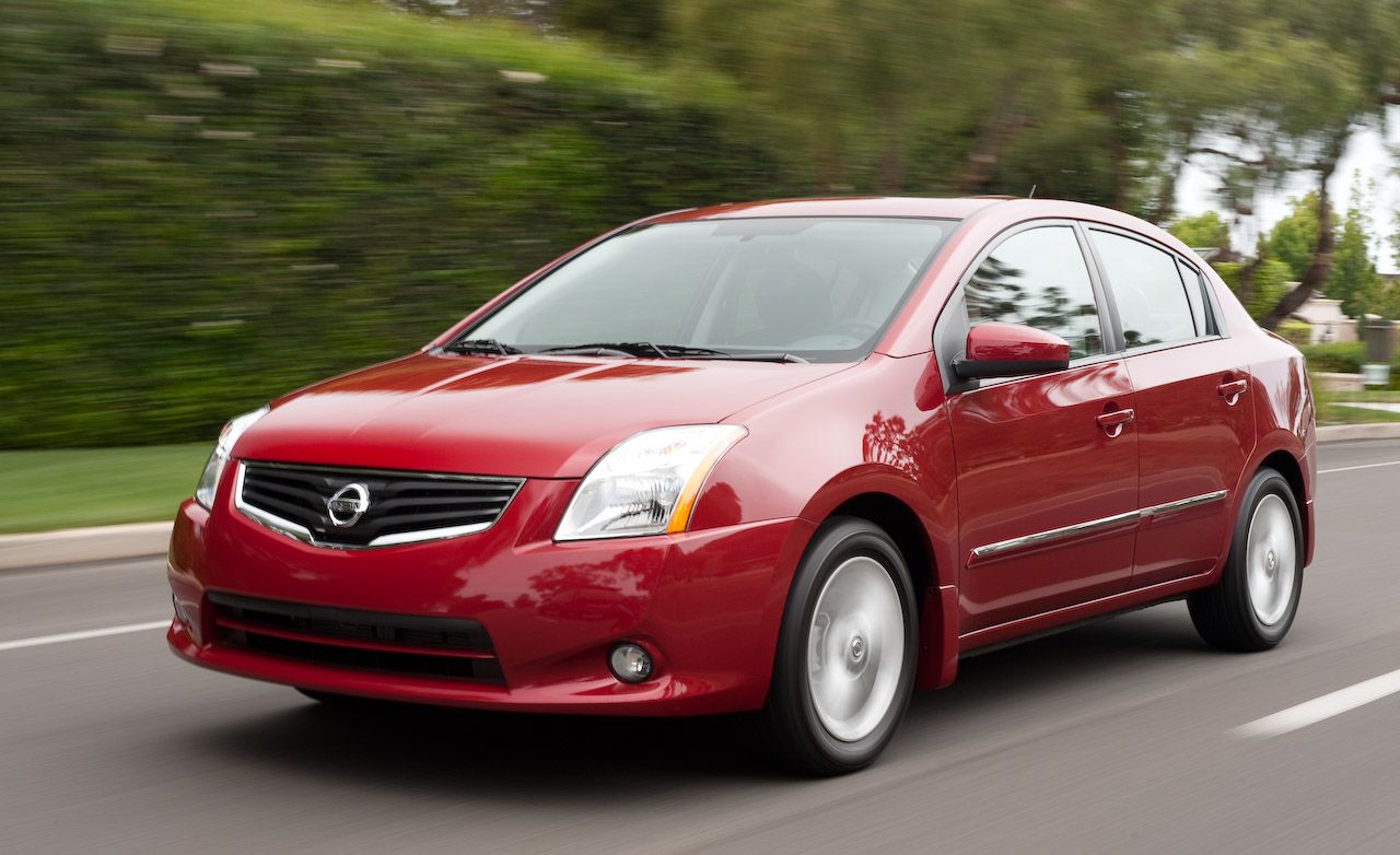 2010 nissan sentra pictures