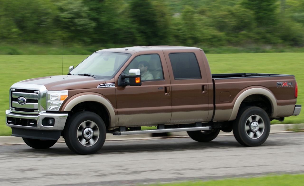 2011 Ford F 350 Super Duty Lariat 4x4 Crew Cab Short Take Road Test Reviews Car And Driver 