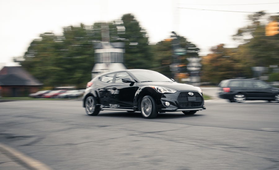 2017 Hyundai Veloster Turbo Manual Auto Test Review Car And Driver 2017 Hyundai Veloster Turbo Manual Automatic