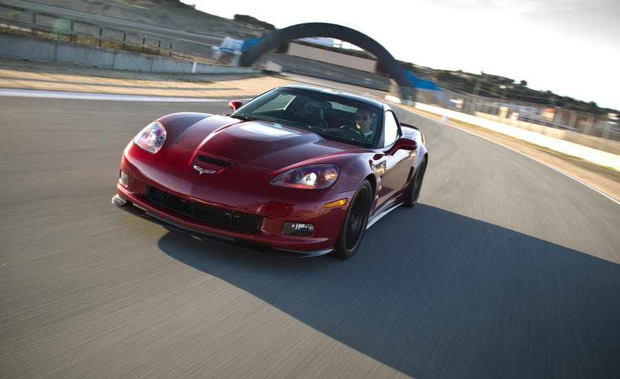 2013 Srt Viper Gts Vs 2013 Chevrolet Corvette Zr1