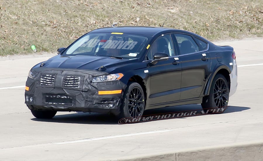 2015 Lincoln MKS Spy Photos
