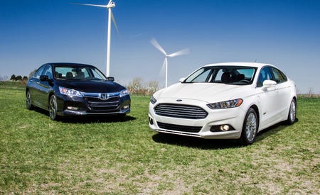 2015 Toyota Camry Photos And Info News Car And Driver