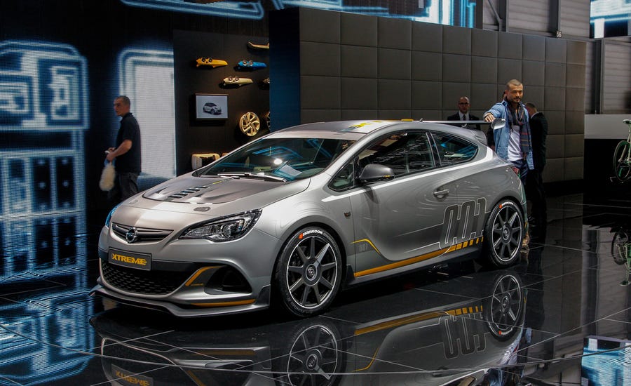 2014 Opel Astra OPC Extreme Photos and Info – News – Car and Driver