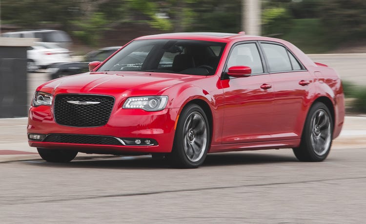 2017 Chrysler 300 | Fuel Economy Review | Car and Driver