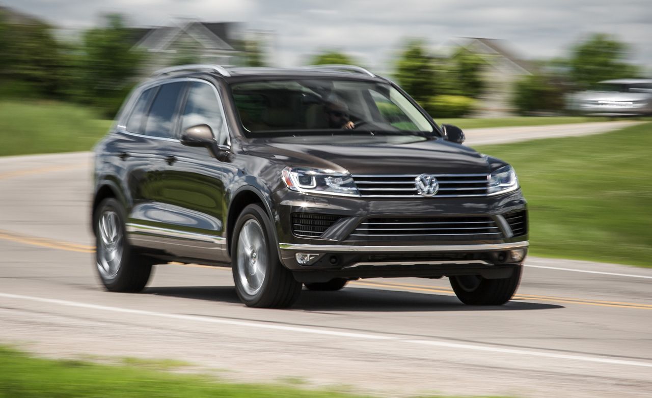 Volkswagen touareg 2015 года