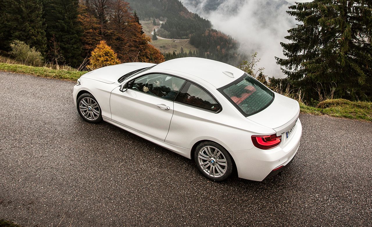 Bmw M235i 2016 10best Cars 8211 Feature Car And Driver