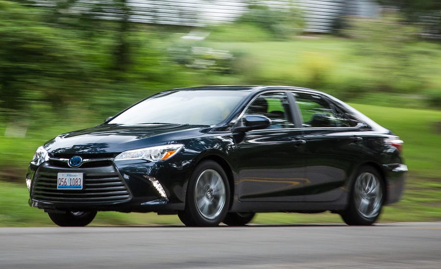 2017 toyota camry hybrid manual