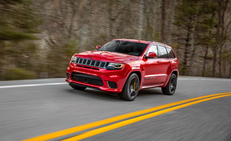 Le Bistro - Page 10 2018-jeep-grand-cherokee-trackhawk-official-photos-and-info-news-car-and-driver-photo-678291-s-original