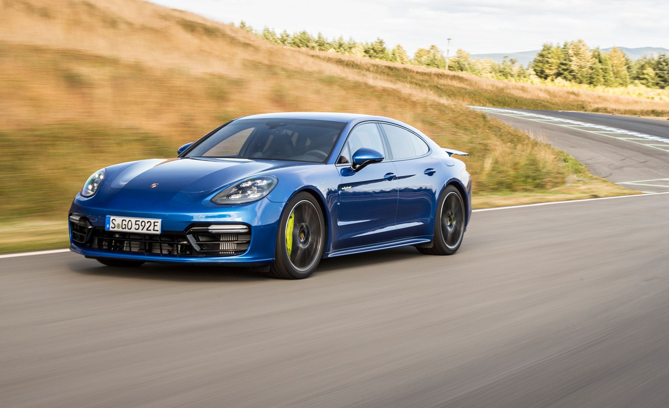 Porsche Panamera Turbo s e Hybrid Executive