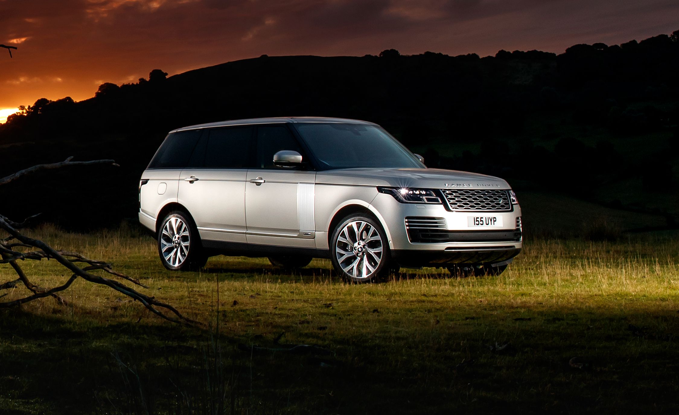 2022 Range Rover P400e  Photos and Info News Car and Driver