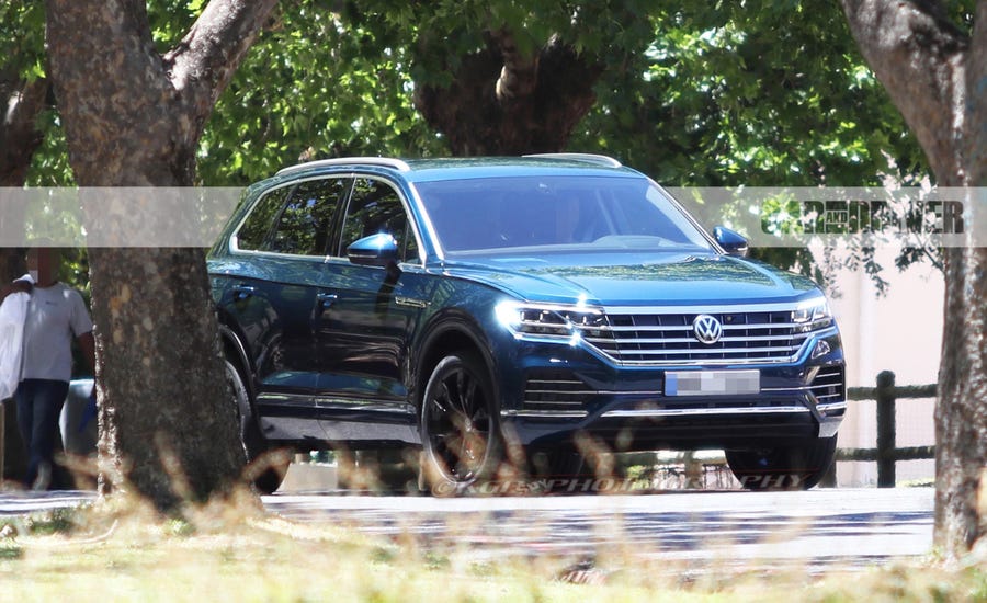 2019 Volkswagen Touareg Spied Completely Undisguised!