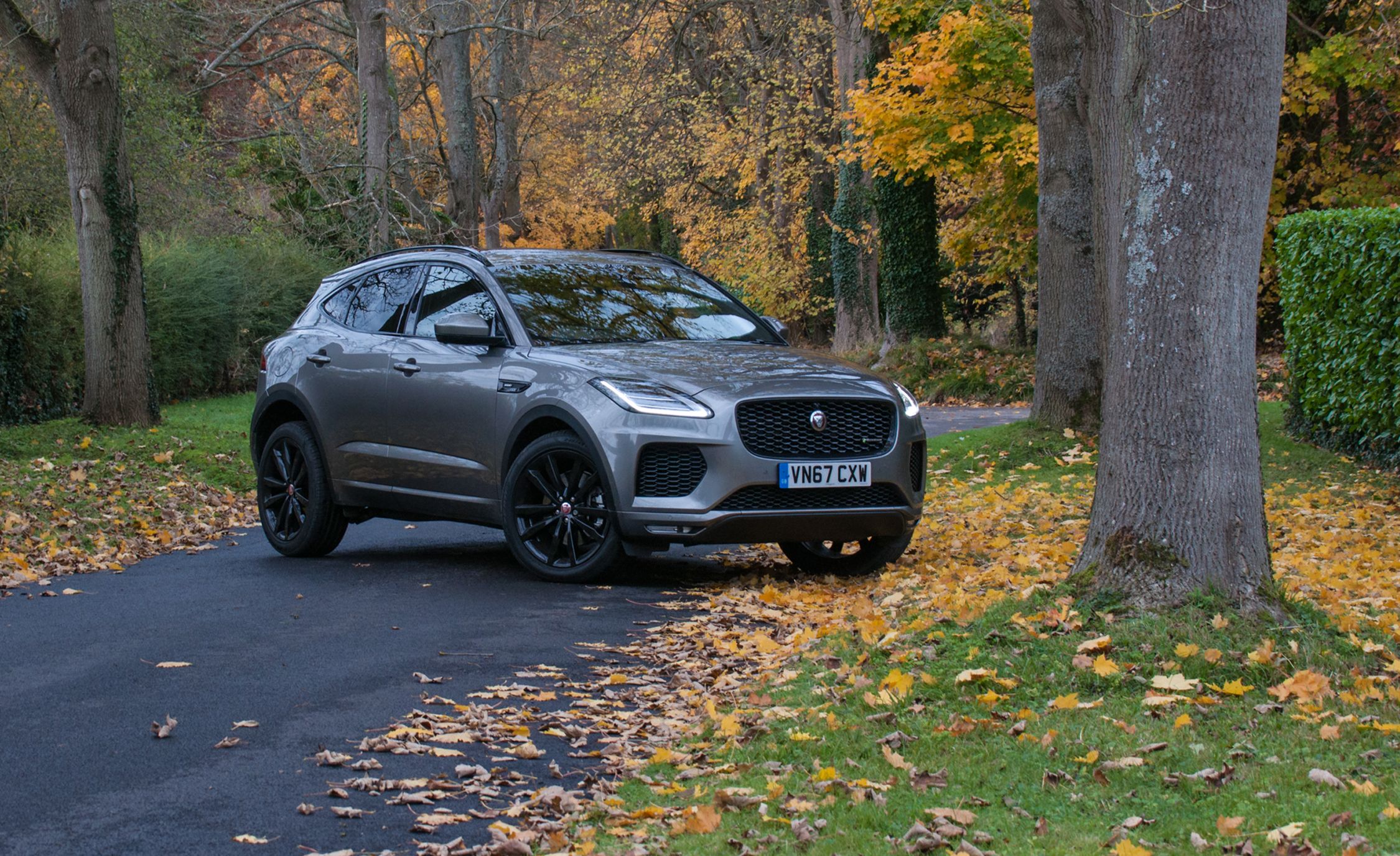 jaguar f pace crossover