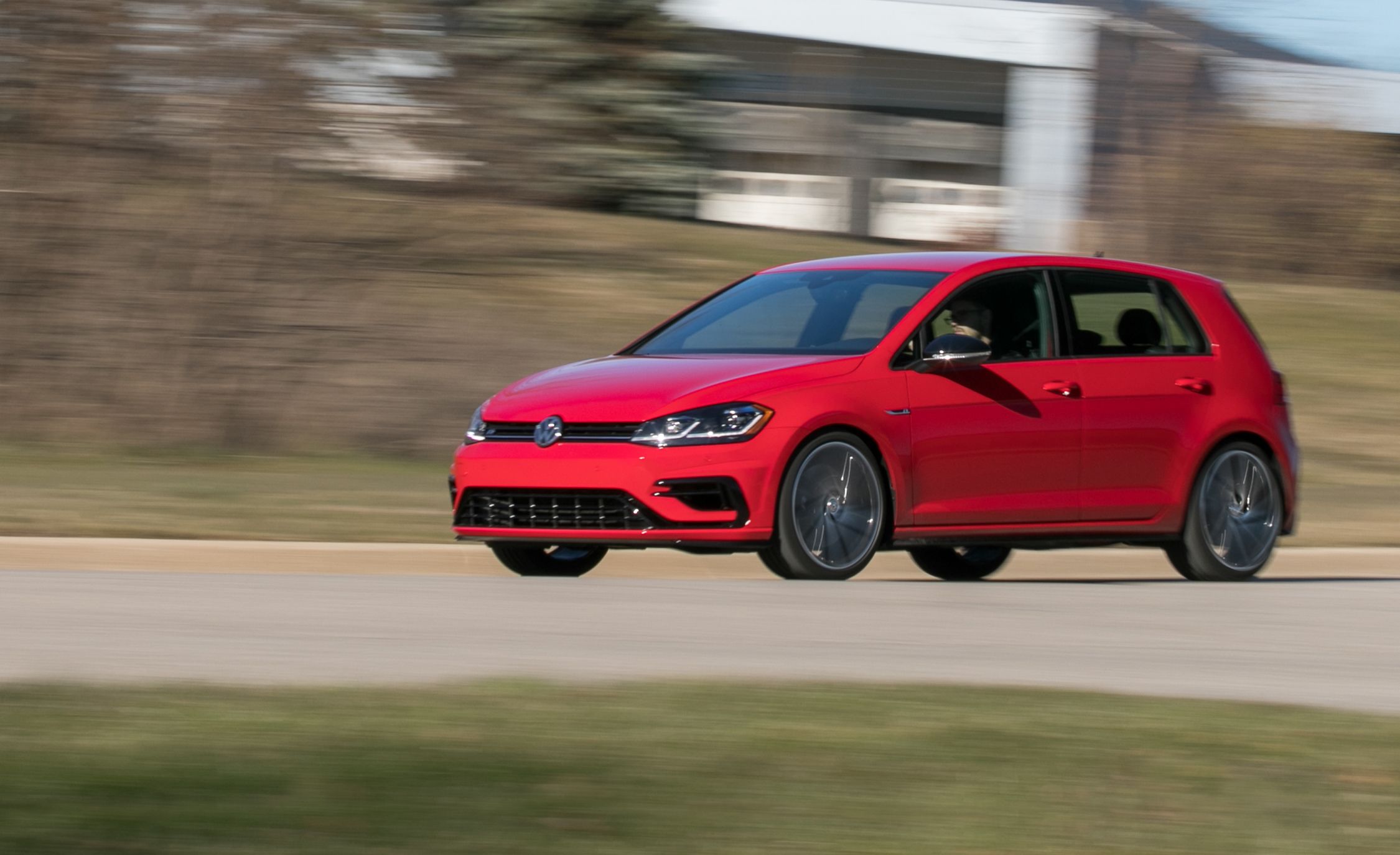 2019 Volkswagen Golf R Reviews | Volkswagen Golf R Price, Photos, and ...