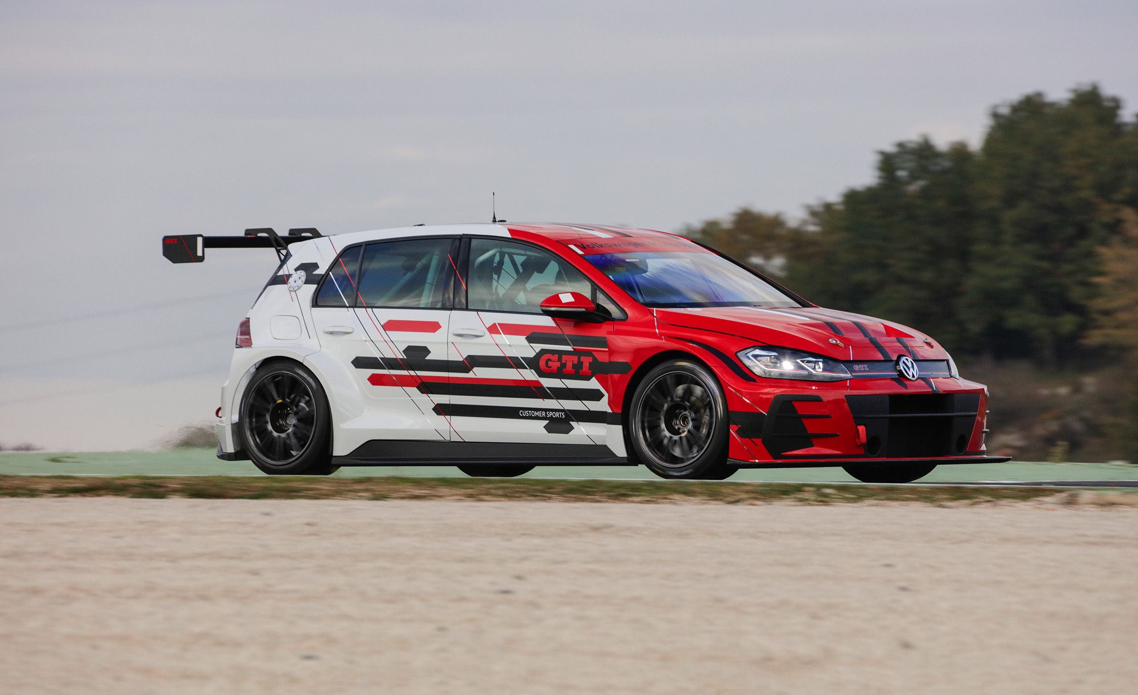 Volkswagen Golf Gti Tcr Race Car First Drive Review Car And Driver