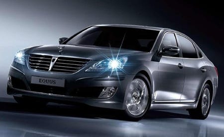 2010 Hyundai Equus Audi May Have Put Old Luxury On Notice With Its Super Bowl Commercials Last Year But Hyundai Aly Is Plotting An Actual Hit Traditional