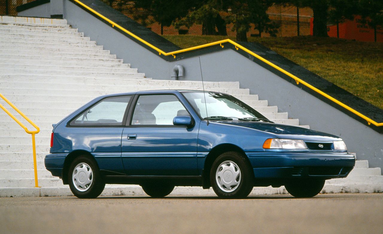 Hyundai excel салон