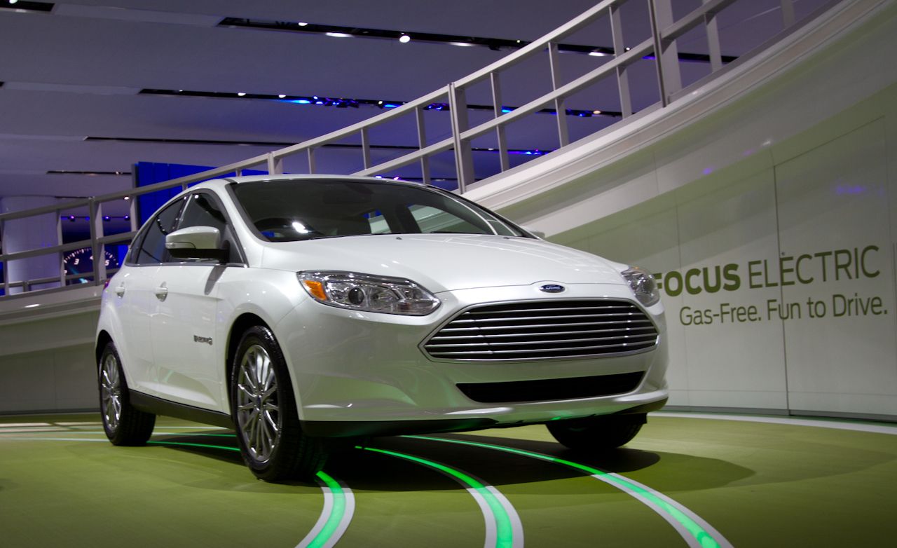 2018 Ford Focus Electric Reviews Price Photos 2018 Ford Focus Electric Reviews Price Photos And Specs Car Driver