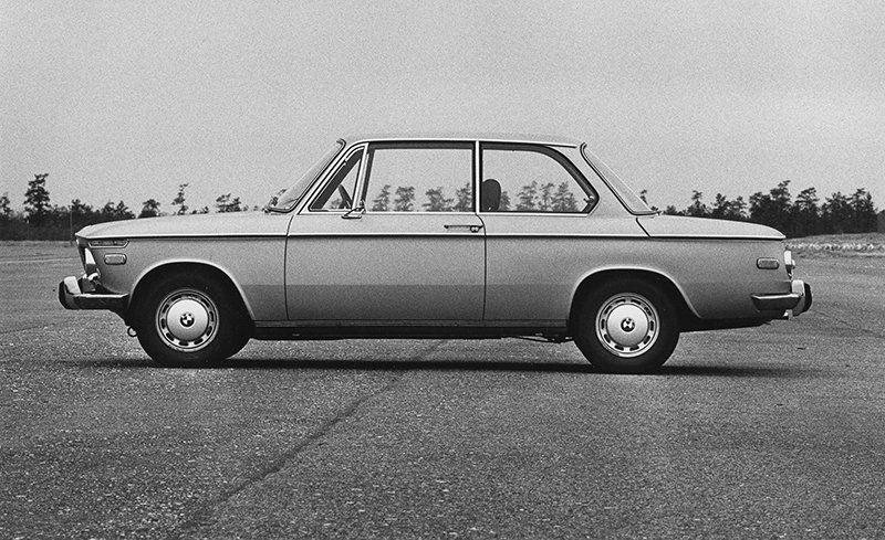 1968 BMW 2002 | Review | Car and Driver 1968 BMW 2002 | Review | Car and Driver