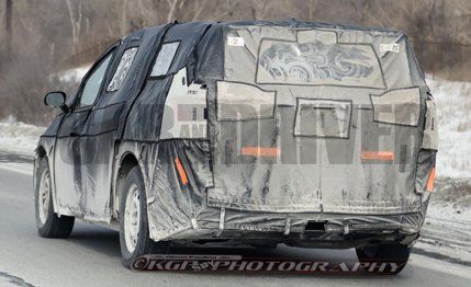 Chrysler Town Country Reviews Price Chrysler Town Country Reviews Price Photos And Specs Car Driver