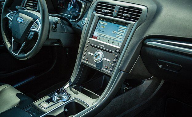 2019 Ford Fusion Reviews Price Photos And Specs Acceleration To 60 Mph Is A Bit Quicker Than The 1 5 Liter Fusion At 8 0 Seconds Flat