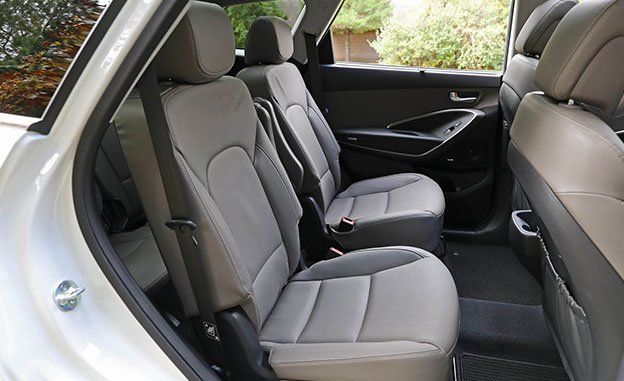 2017 Hyundai Santa Fe Interior Review Car And Driver