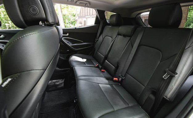 2017 Hyundai Santa Fe Sport Interior Review Car And Driver