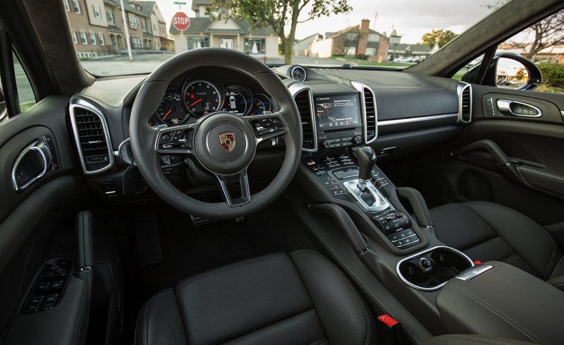2017 Porsche Cayenne Turbo S Interior Review Car And Driver View 75 Photos