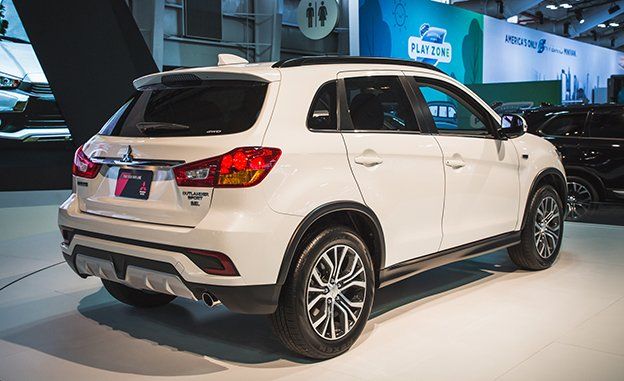 2018 Mitsubishi Outlander Sport Photos And Info News Car And Driver