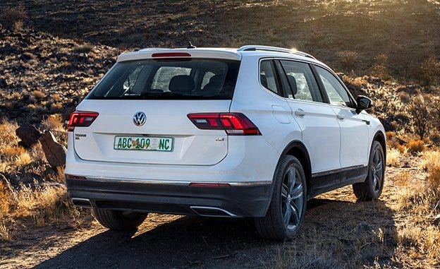 2018 Volkswagen Tiguan Prototype Drive Review Car And Driver Fewer Horses In The Corral
