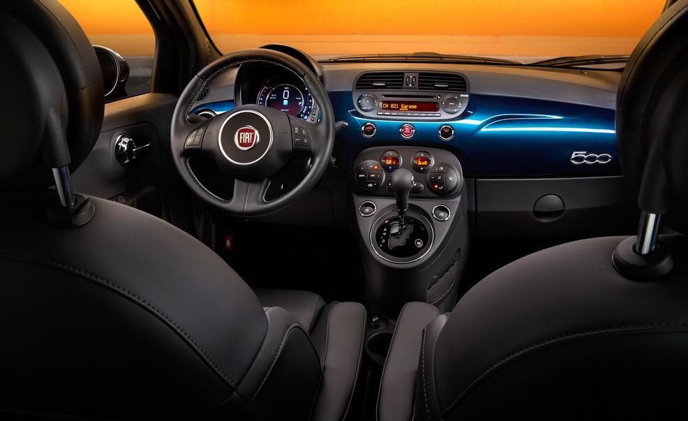 2015 Fiat 500 Abarth interior Pictures | Photo Gallery | Car and ...