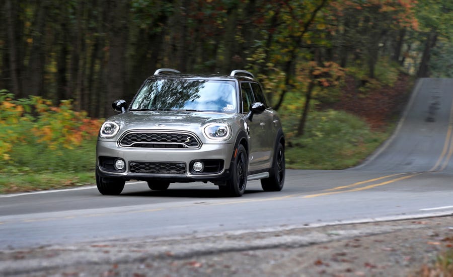 2018 Mini Cooper Countryman In Depth Model Review Car And Driver 2018 Mini Cooper Countryman