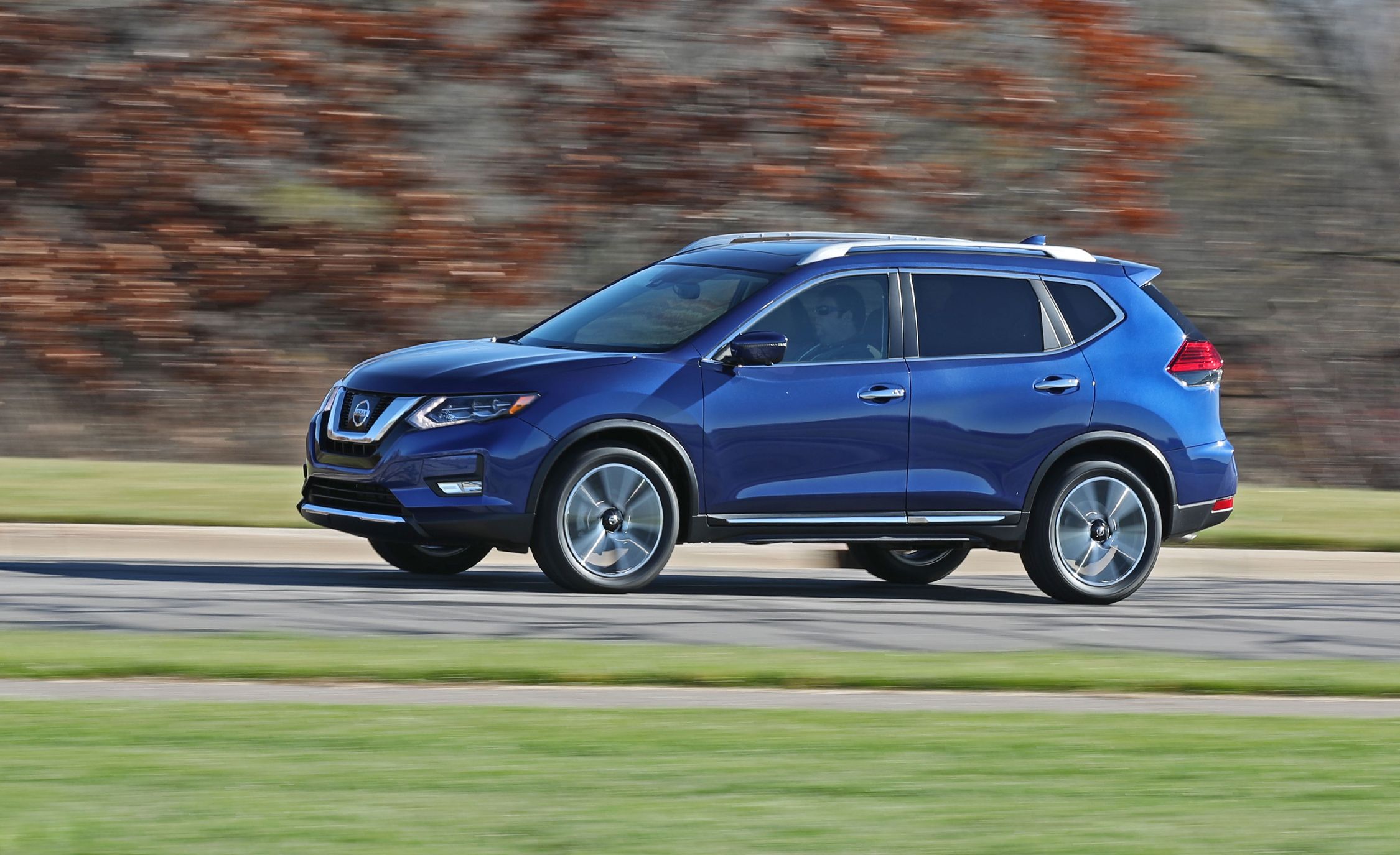 nissan rogue reviews