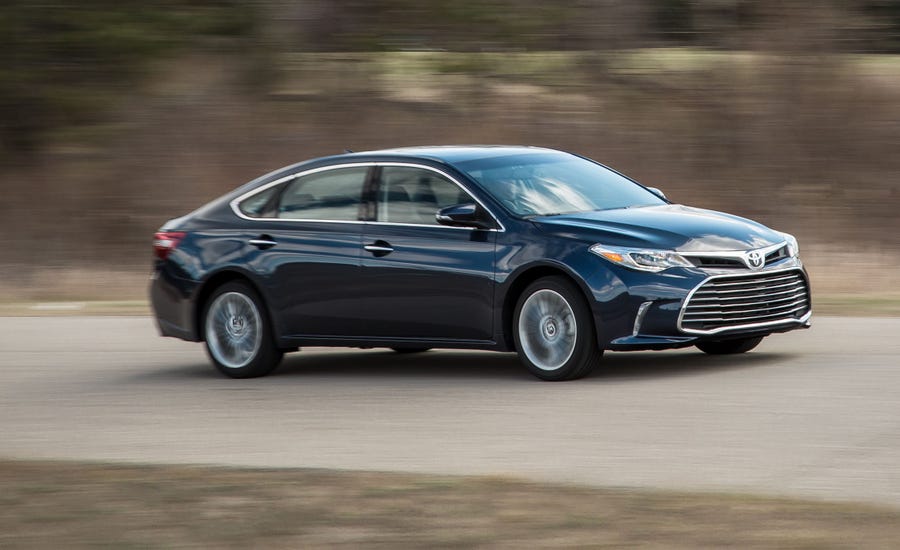 2018 Toyota Avalon | In-Depth Model Review | Car and Driver