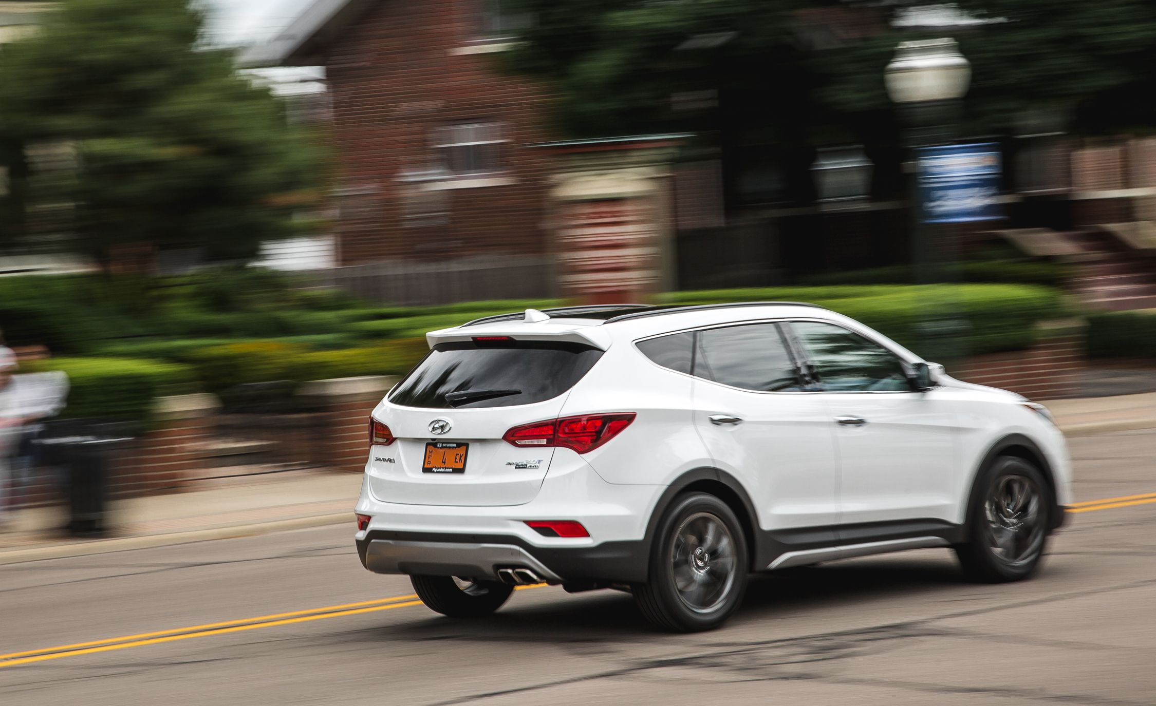 2017 Hyundai Santa Fe Sport | Infotainment Review | Car ...