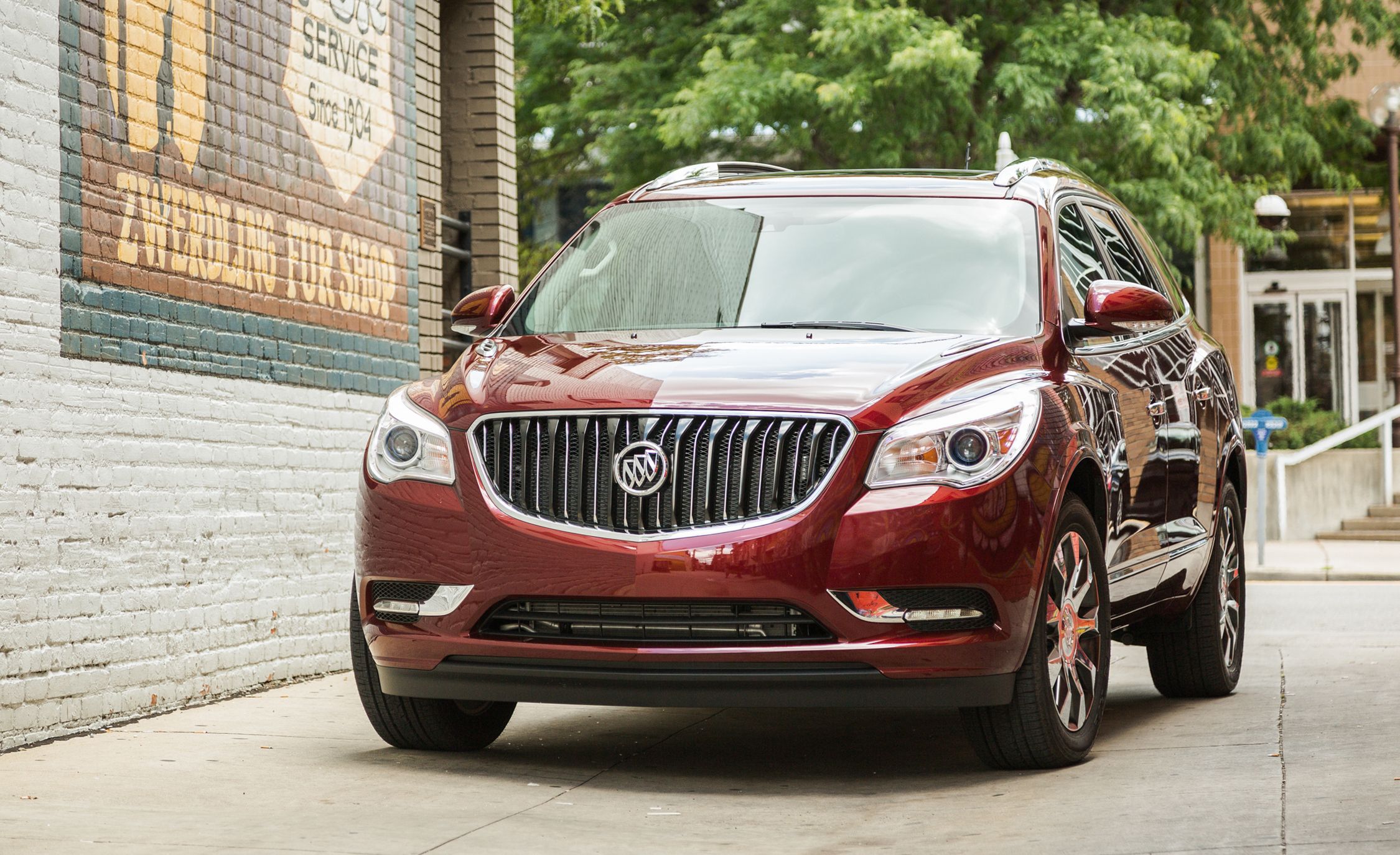 2017 Buick Enclave Review Car And Driver