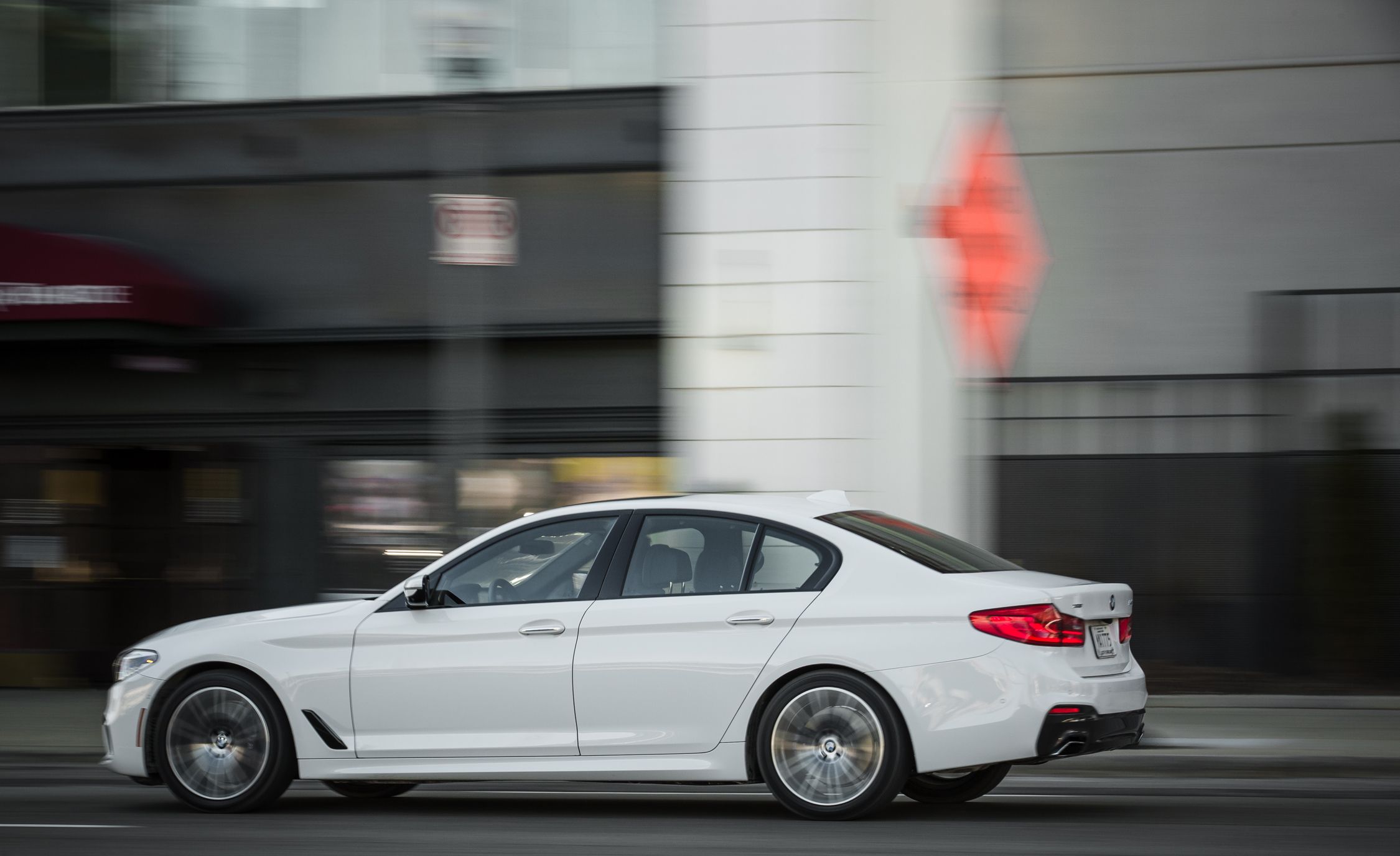 Bmw 5 Series Reviews Price Photos And Specs Car Bmw 5 Series Reviews Price Photos And Specs Car Driver