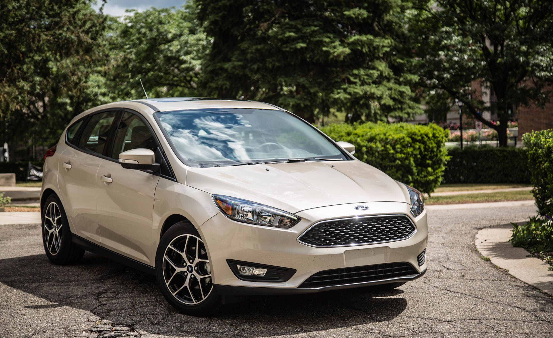 2017 Ford Focus Sync 3 Infotainment Review Car and Driver