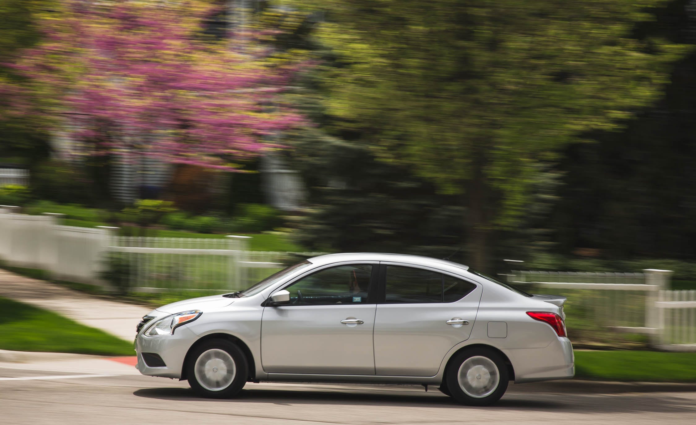 2017 Nissan Versa Sedan Automatic Test Review Car And Driver